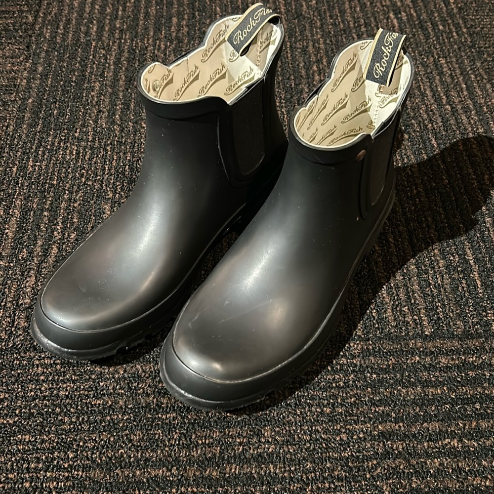 Rockfish Chelsea Wellington Ankle Boot - Like New!